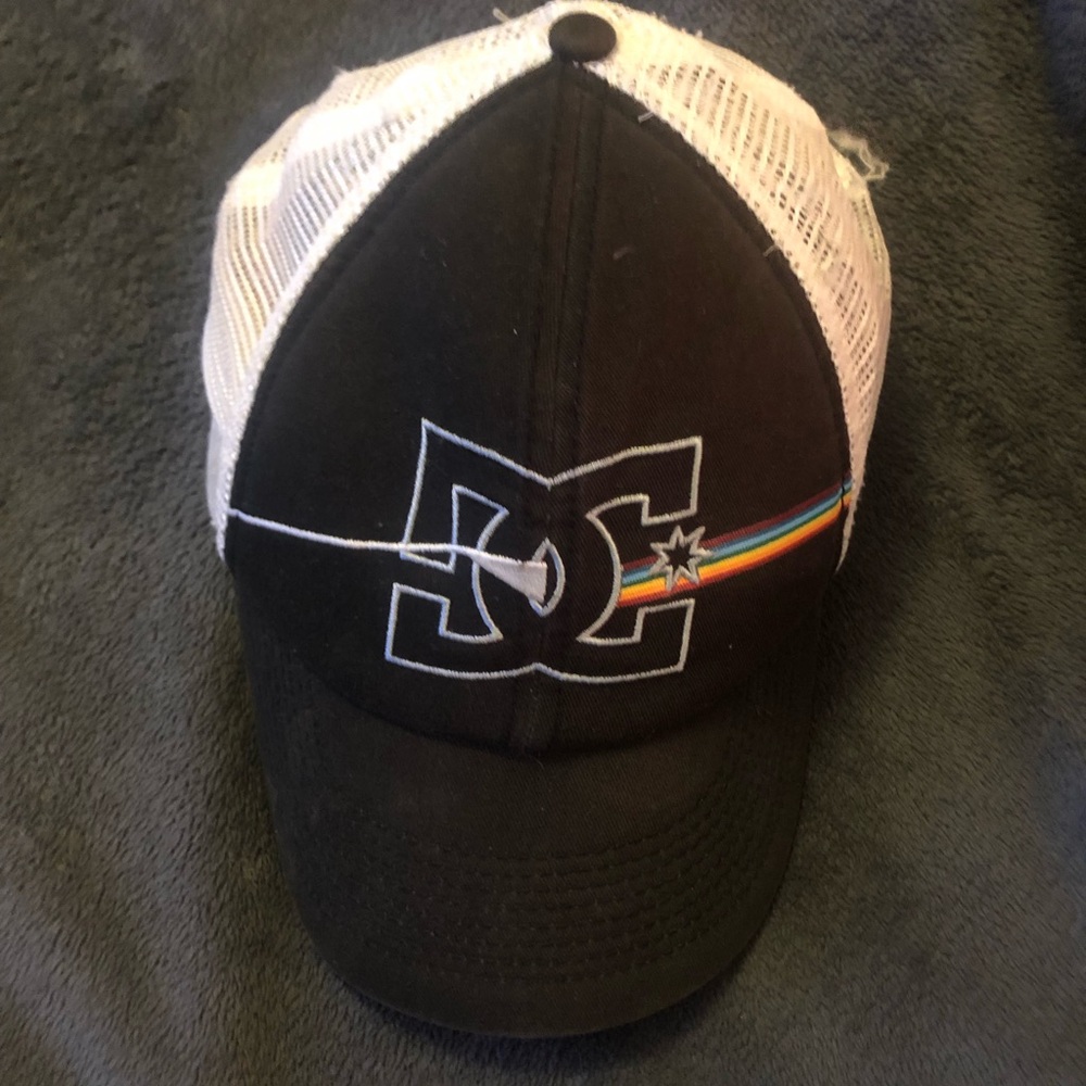DC HAT special edition- Pink Floyd Dark Side of the Moon